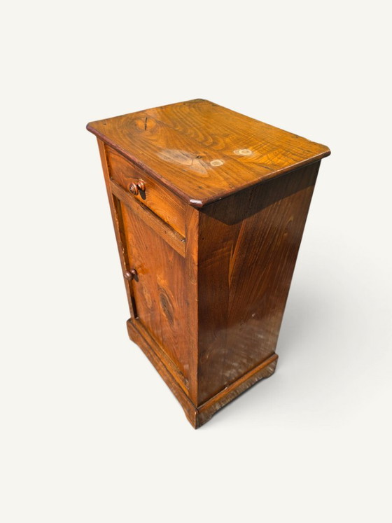 Small Rustic Antique Bedside Table in Solid Wood – Nightstands (photo 4 of 5)