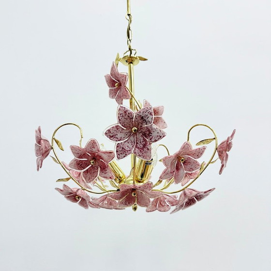 Murano rosa Glasblumen-Kronleuchter, 1970er Jahre, Metall (Foto 10 von 15)