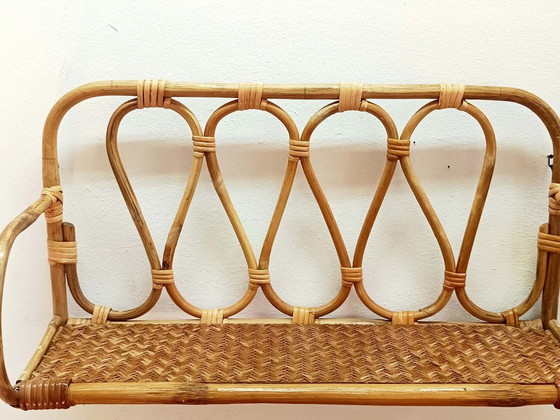 Scaffale vintage in rattan 1970 – Decorazioni murali (photo 5 of 8)