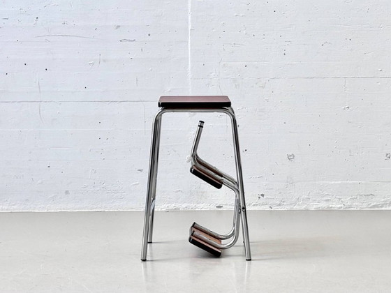 Image 1 of Tabouret vintage avec revêtement en similicuir marron et structure chromée