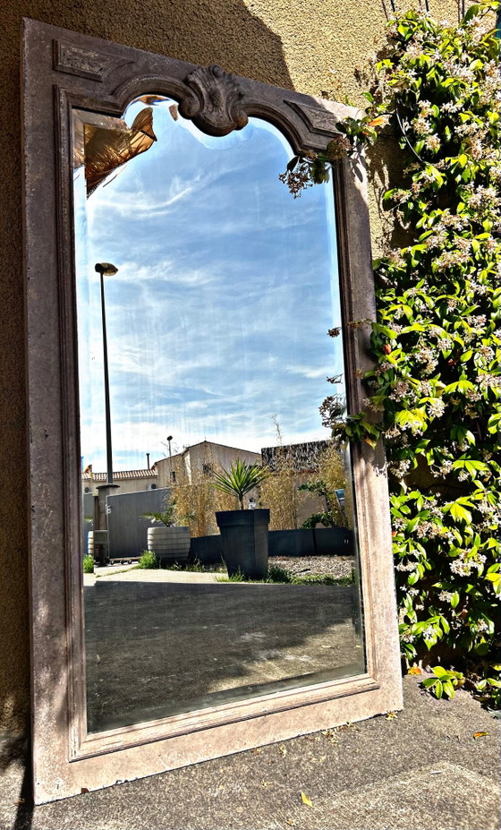 Image 1 of Large patinated mirror – Antique stone effect

