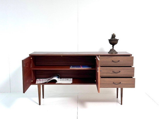 Credenza Vintage Mid-Century, Impiallacciatura Noce, anni '60, Credenze, Legno, Marrone, Mid Century Modern (foto 3 di 15)