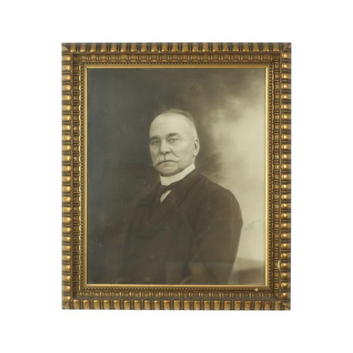 Foto antigua de 1921, retrato de hombre