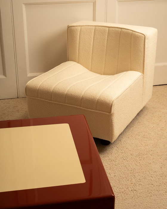 Image 1 of Table basse laquée - Italie 1970s 