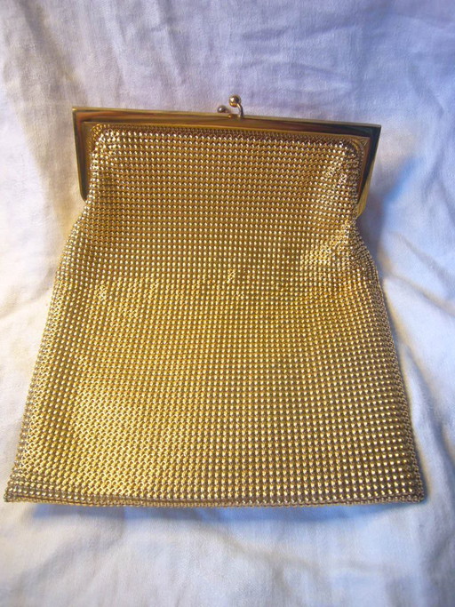 Mesh Netz Abend Tasche / clip clutch von Whiting and Davis - selten ca. 1950 oder älter – overige tassen (photo 2 of 7)