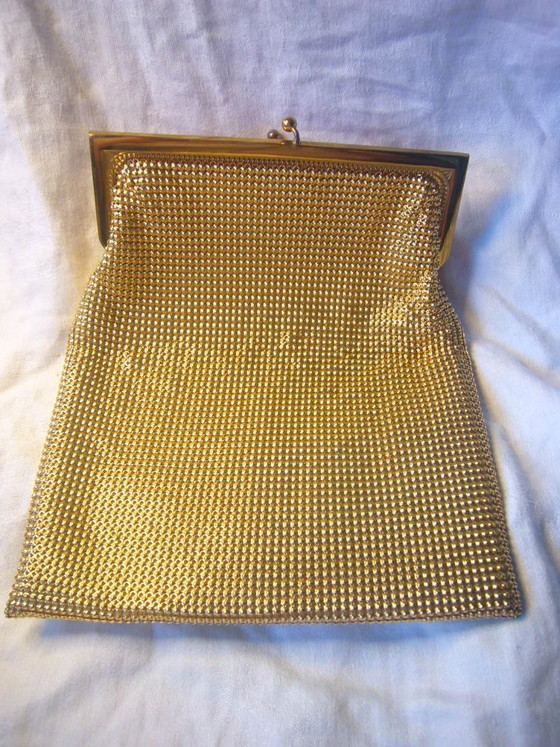 Mesh  Netz Abend Tasche / clip clutch  von Whiting and Davis  - selten ca. 1950 oder älter – whiting % Davis (photo 2 of 7)