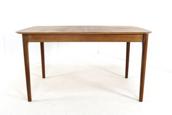Image 1 of Lübke rectangular 2x extendable dining table