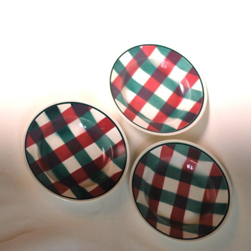 set of three gingham art deco plates