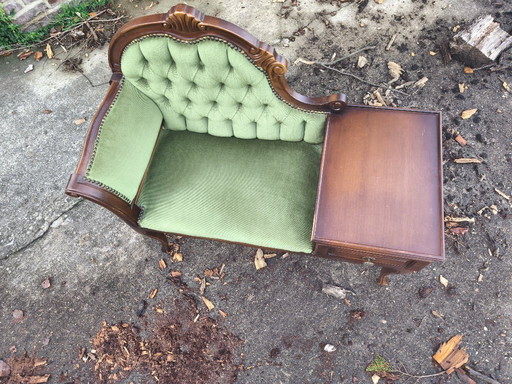 Telefonhocker im viktorianischen Stil