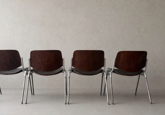 5 sedie Castelli vintage, in legno marrone, con una splendida patina. – Sedie da pranzo, Aluminium, Wood (photo 11 of 15)