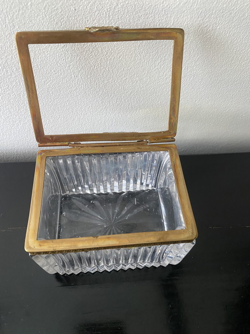 Jewelry box base in 19th century Baccarat cut crystal and Charles X bronze