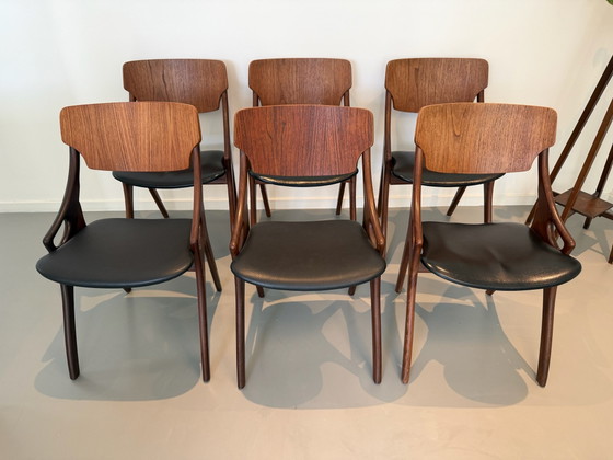 6× Arne Hovmand-Olsen Model 71 Dining chairs, Mogens Kold, Denmark 1959, Mogens Kold Møbelfabrik, Wood, Skai (photo 4 of 6)