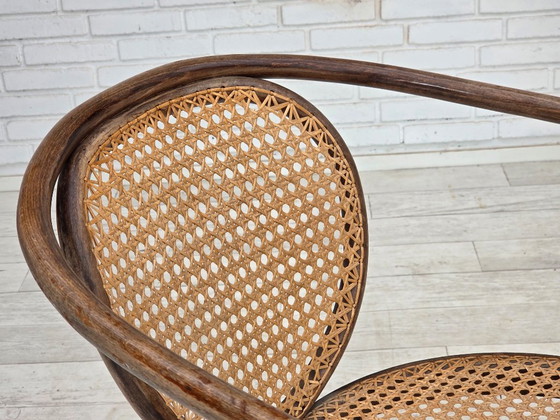 Années 1950, fauteuil pivotant, bois courbé, tissu d'ameublement en maille. – Chaises pivotantes, Metal (photo 4 of 15)