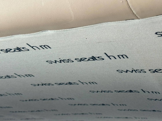 Image 1 of Vintage beige leren tweezitsbank, Zwitserland, jaren 80