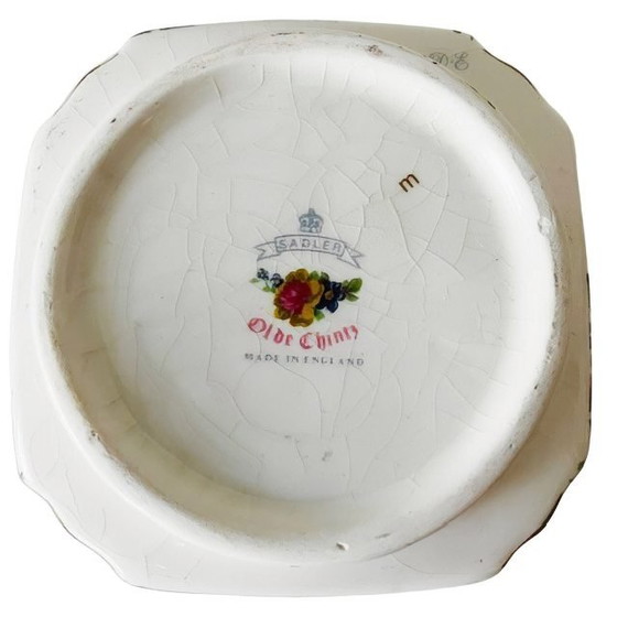 Image 1 of Vintage Sadler Olde Chintz theebus porselein cottage veelkleurige bloemen 1960's