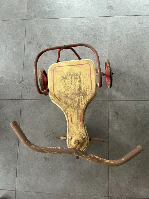 Triciclo d'epoca