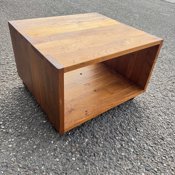 Image 1 of Vintage hardhouten side table - verrijdbaar