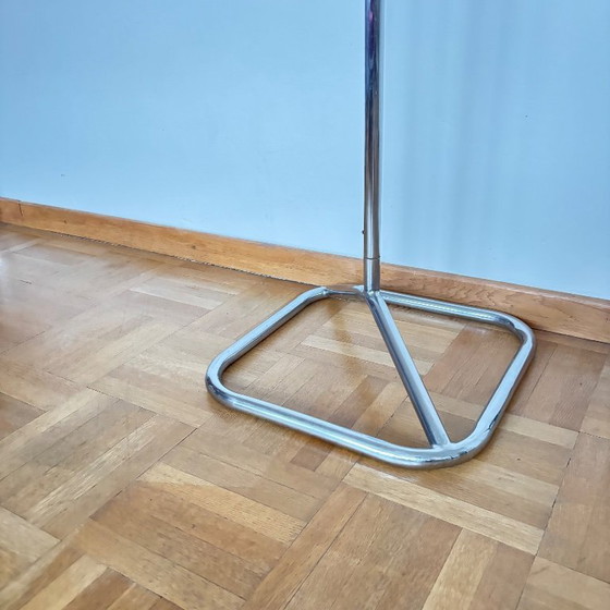 Image 1 of Funktionalistische Garderobe