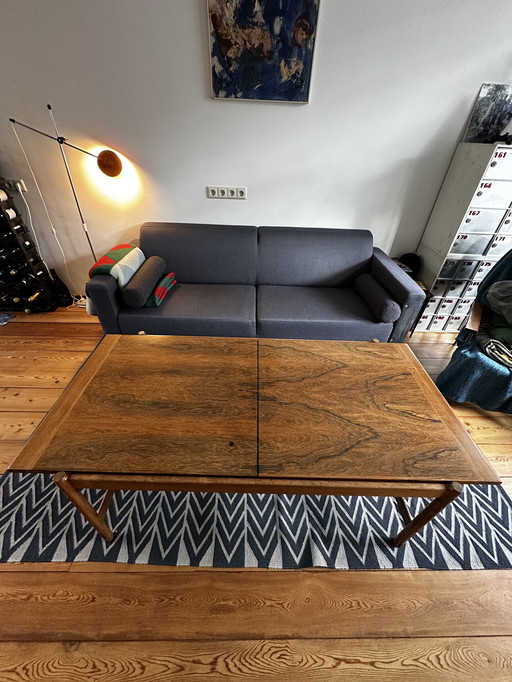 Torbjørn Afdal Sari Couchtisch