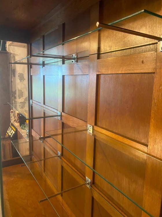 Image 1 of Escaparate de una tienda de la década de 1930.