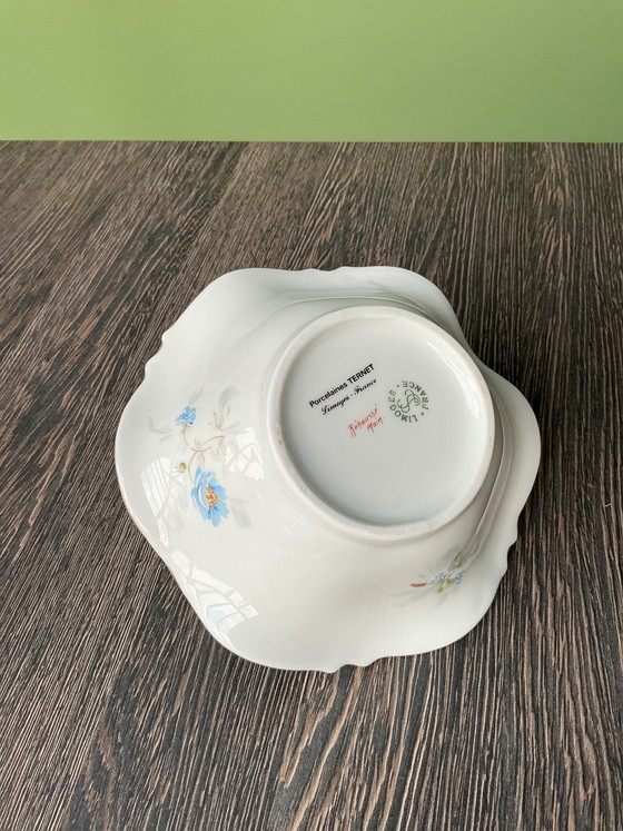 Image 1 of Cesta de porcelana