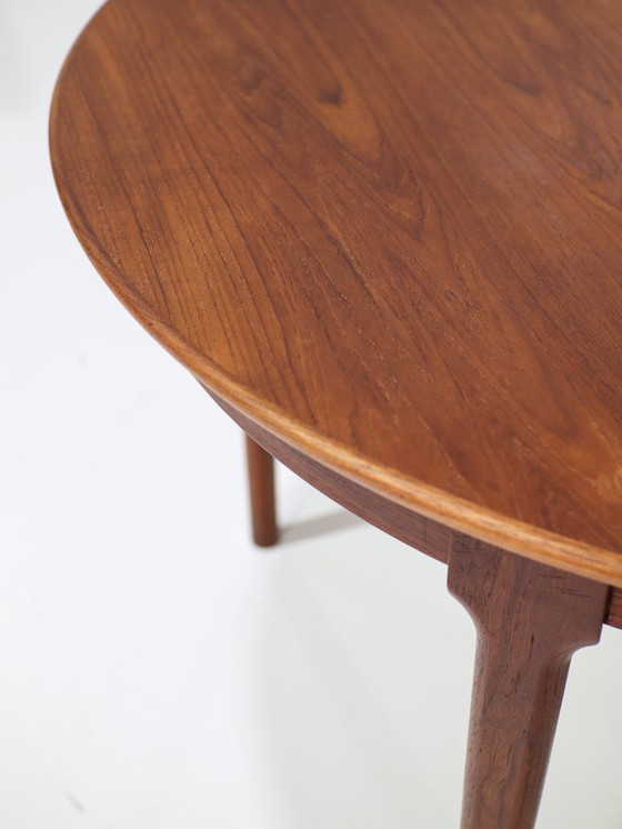Image 1 of Extendable round dining table oval Danish teak vintage