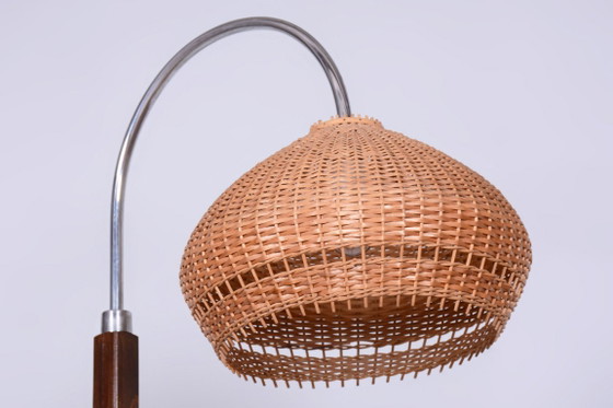 Restored Art Deco Floor Lamp, by J. Halabala for UP Závody, Walnut, Czech, 1930s – Floor lights, Wood, Chrome (photo 2 of 15)