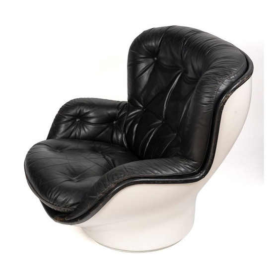 Poltrona «Karaté» e pouf di Michel Cadestin per Airborne, c.1970 – Sedie e poltrone, Leather, Fiberglass (photo 3 of 12)