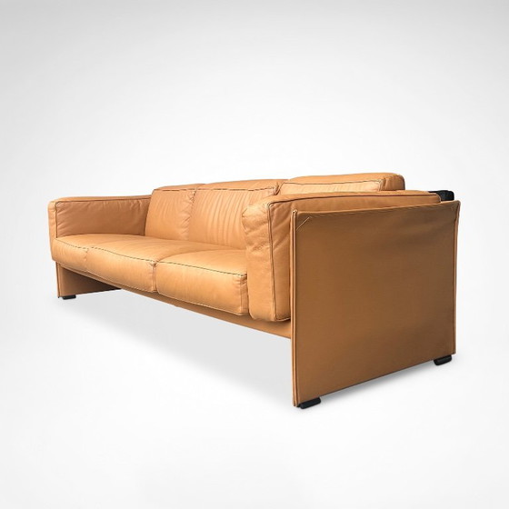 Duc Camel Leather 3-Seater Sofa by Mario Bellini for Cassina 1990s – 3-5 seaters (photo 2 of 10)