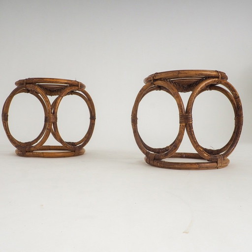 Coppia di sgabelli/tavolini vintage in rattan realizzati a mano – krukjes