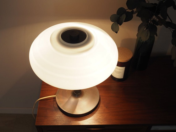 Lampada da scrivania danese degli anni '60 con paralume a forma di lente, base in metallo marrone e (photo 6 of 13)