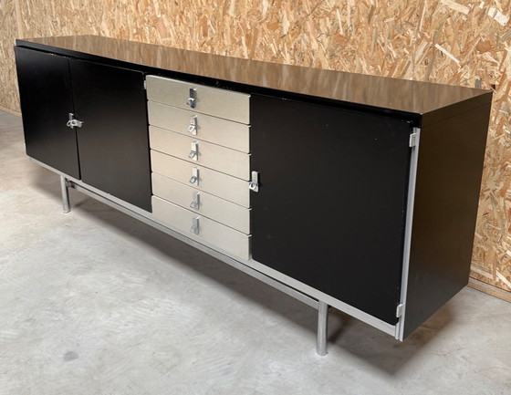Image 1 of Credenza moderna di metà secolo