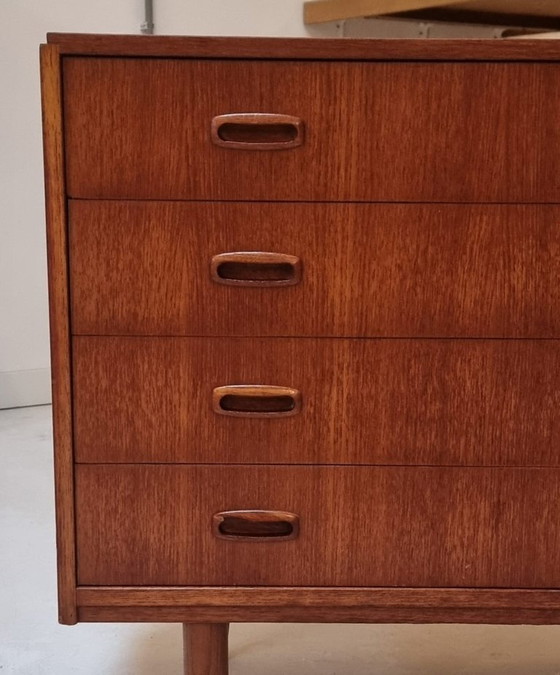 Image 1 of Kommode aus der Mitte des Jahrhunderts