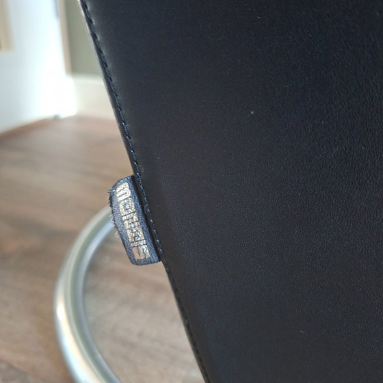 Montis Fauteuil Madonna. Designed By Gerad Van Den Berg. Dutch Design – Leather, Metal (photo 11 of 11)