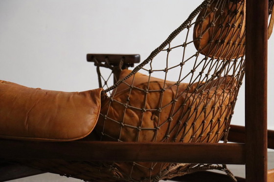 Image 1 of Sillón Jangada con otomana en piel color coñac, de Jean Gillon, Brasil, década de 1960.