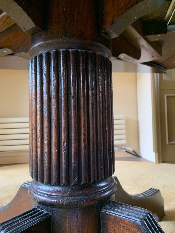 Image 1 of Royal Antique Collection , table de salle à manger ronde diamètre 1.70 m