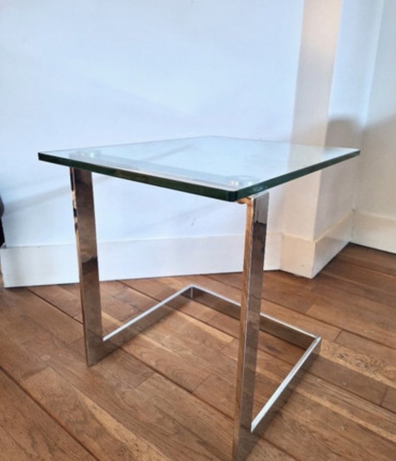 Image 1 of Mesa auxiliar de cristal cromado