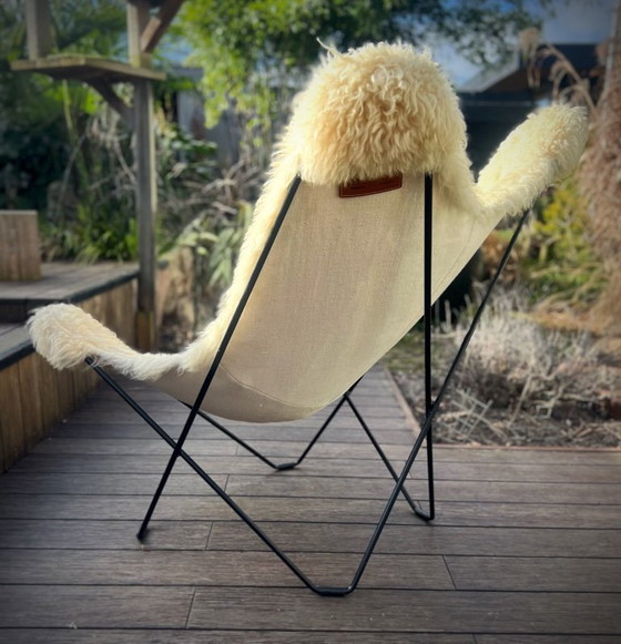 Image 1 of Silla Cuero Mariposa. Piel de carnero.