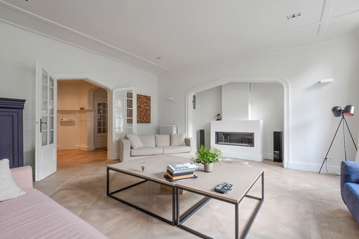 Custom-made coffee table set