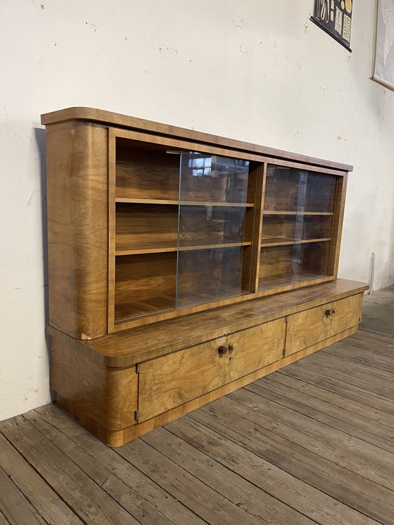 Image 1 of Art Deco Walnoot buffer dressoir jaren 30 Duits