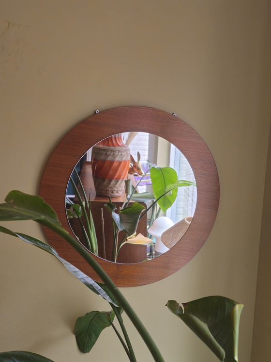 Image 1 of Miroir rond vintage Placage teck