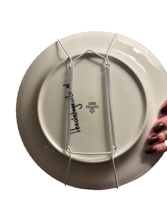 Image 1 of Vintage Wandbord Vrouw met Paraplu | The Vintage Vibe