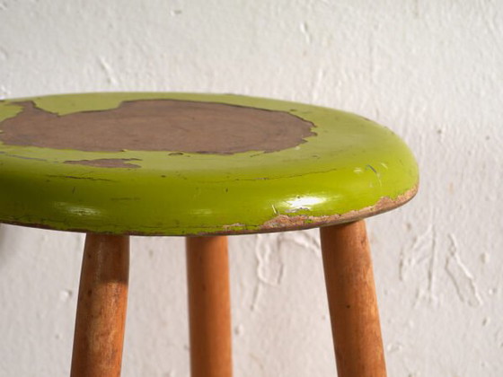 Antique wooden stool with round seat – Central Europe, circa 1950 – Rustic (photo 22 of 30)