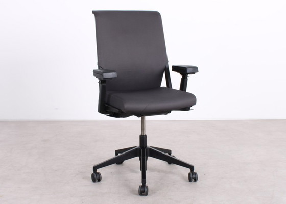 Image 1 of Haworth Comforto 5975 office chair dark gray