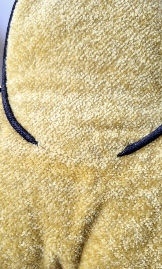 Image 1 of 2 cuscini Keith Haring Bretz giallo + blu design classico del 1998