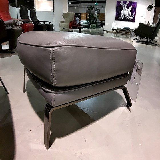 Image 1 of Natuzzi Clemmie Sessel mit Hocker