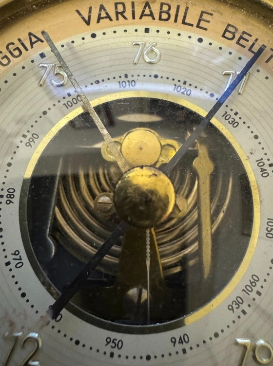 Image 1 of Barómetro de pared de la década de 1950