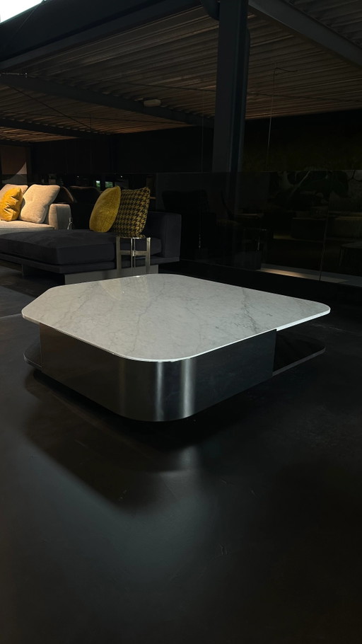 Minotti - Diagramma Couchtisch 130x130xH28cm