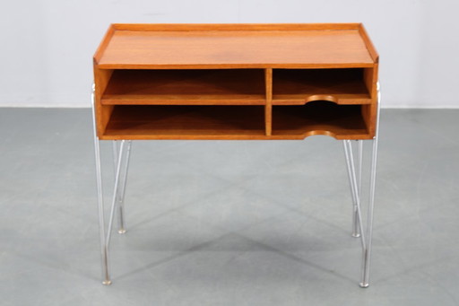 Meuble d'étagère en teck danois des années 1960 avec pieds chromés