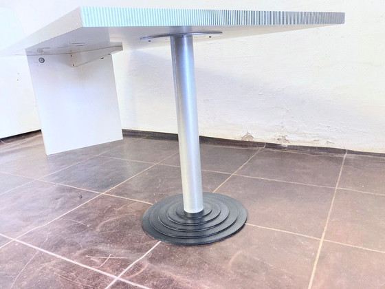 Image 1 of Grande scrivania in stile anni '80, modello Kroma, disegnata da Antonia Astori per Driade.